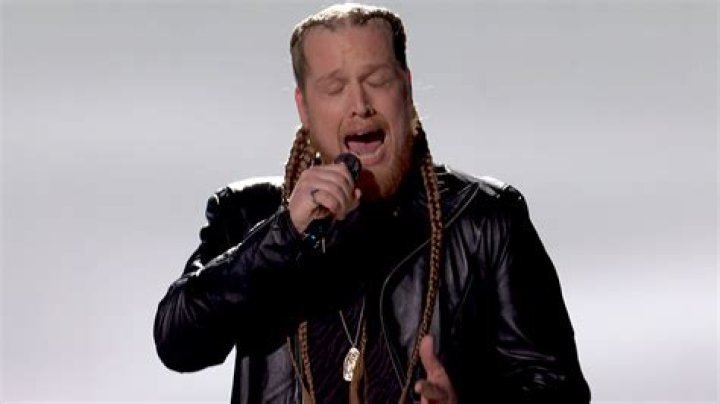 Is Huntley On The Voice Married?